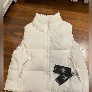 Under armor white puffy vest